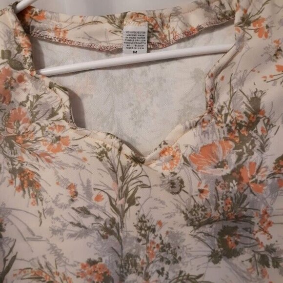 New Floral Knit Blouse M Peach Scalloped V-Neck dressy Tank Top Light & Breezy - Picture 3 of 9